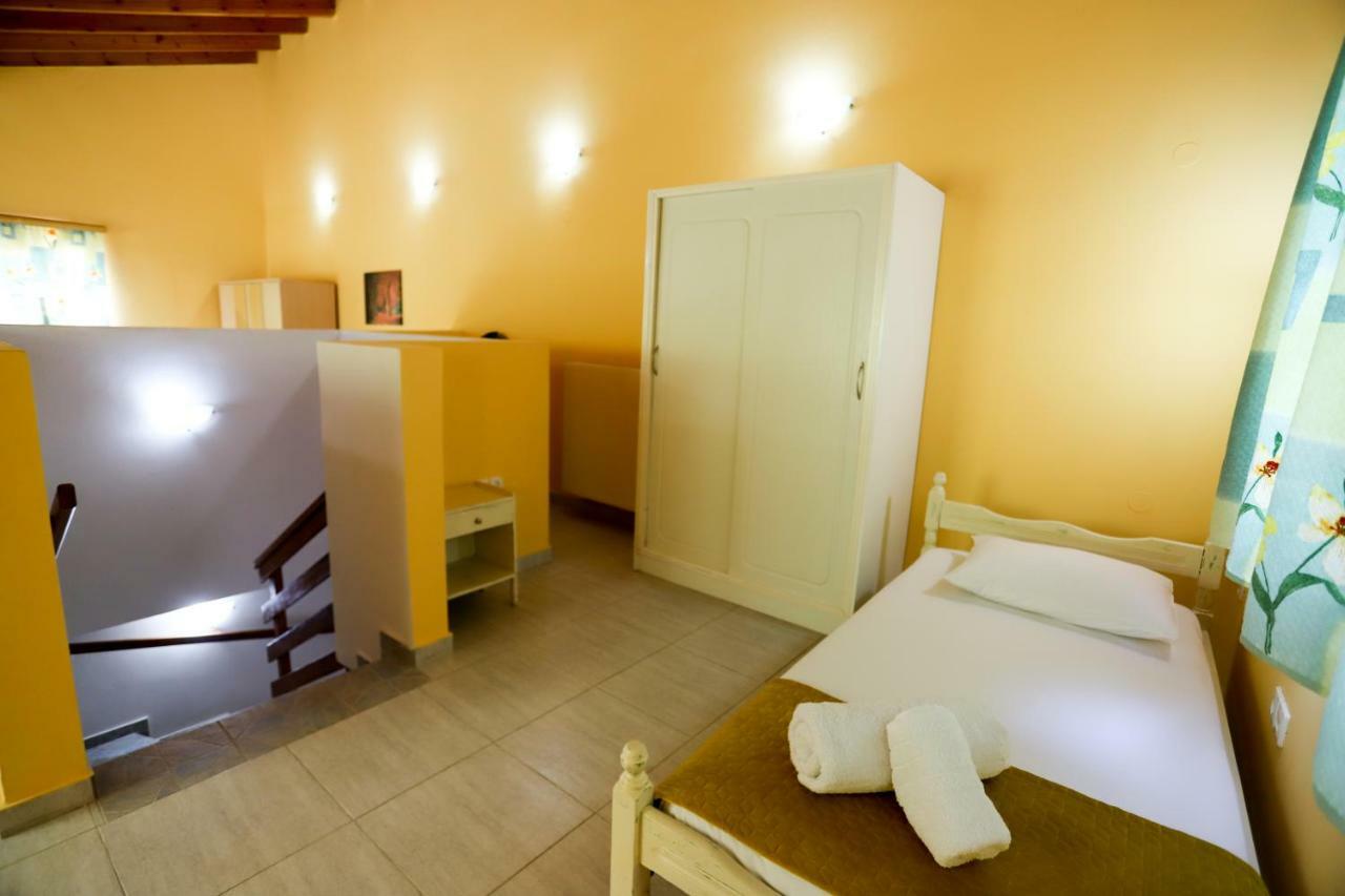 George'S Sweet N' Cozy Maisonette In Ipsos Corfu エクステリア 写真