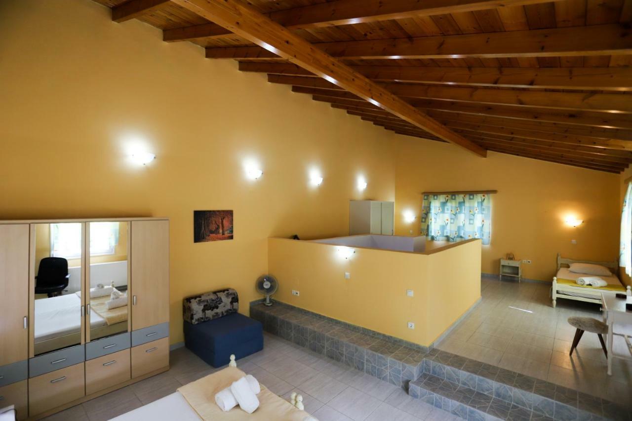 George'S Sweet N' Cozy Maisonette In Ipsos Corfu エクステリア 写真